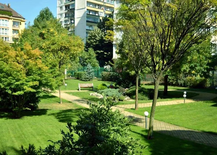 Aparthouse Borovo Near Bulgaria Mall, Free Street Parking Apartamento