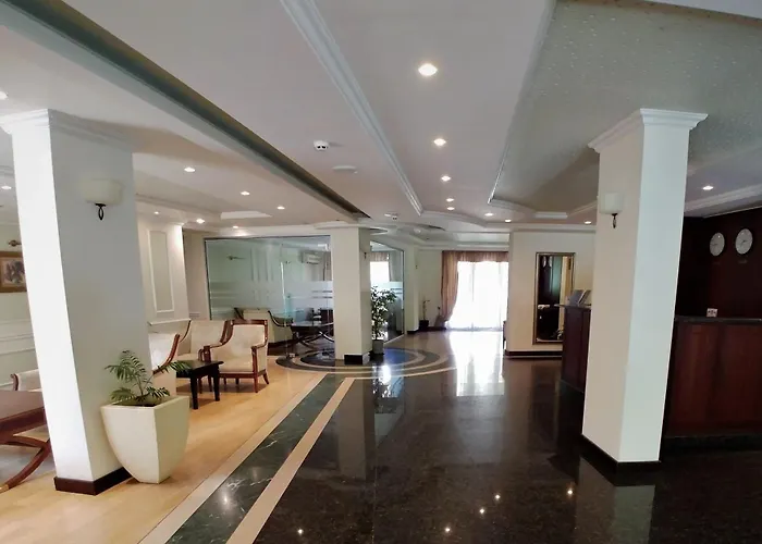 Aparthouse Borovo Near Bulgaria Mall, Free Street Parking *