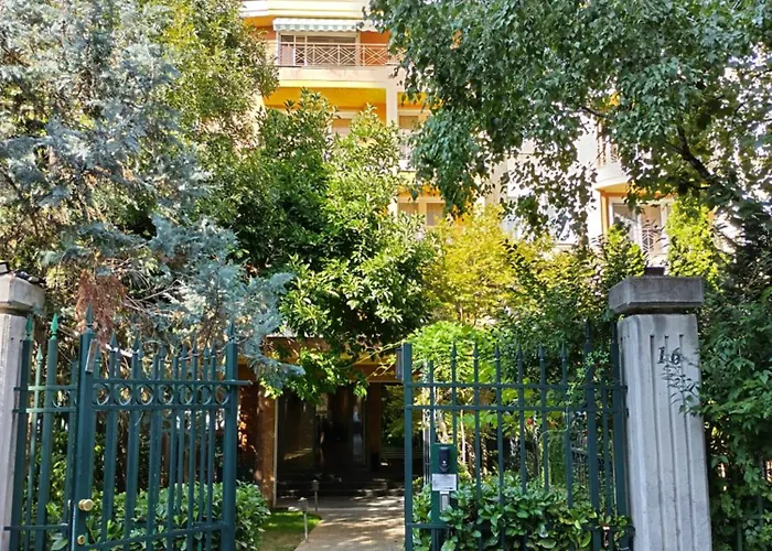 Aparthouse Borovo Near Bulgaria Mall, Free Street Parking Apartamento Sofía