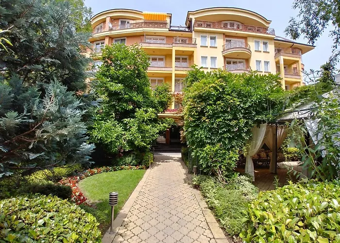 Aparthouse Borovo Near Bulgaria Mall, Free Street Parking Sofia